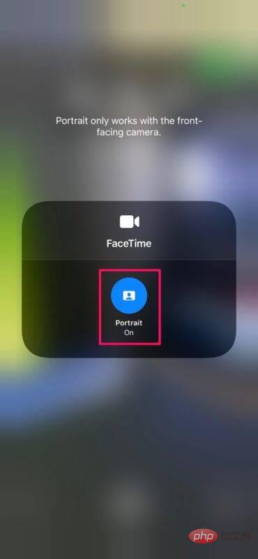 如何在 iPhone、iPad 和 Mac 上的 FaceTime 通话期间模糊背景
