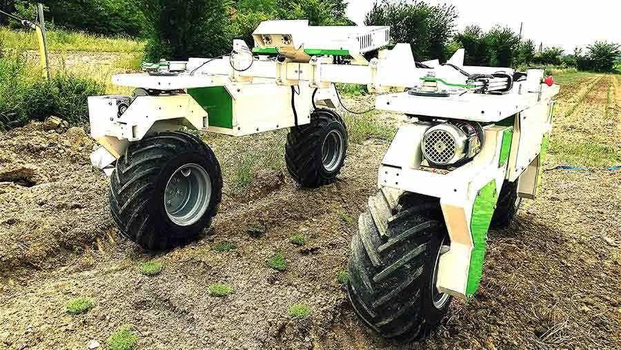 How do Germans use robots to farm? It is foreseeable that farmers may become high-tech and sophisticated professions in the future