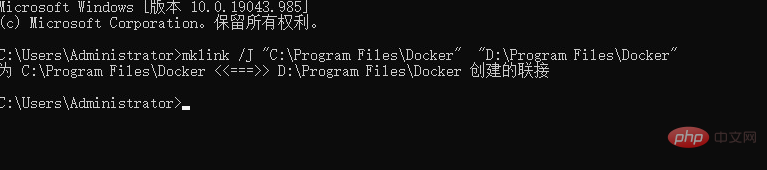 Does win10 professional version come with docker?